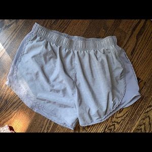 Nike dry tempo shorts heather grey size Large
